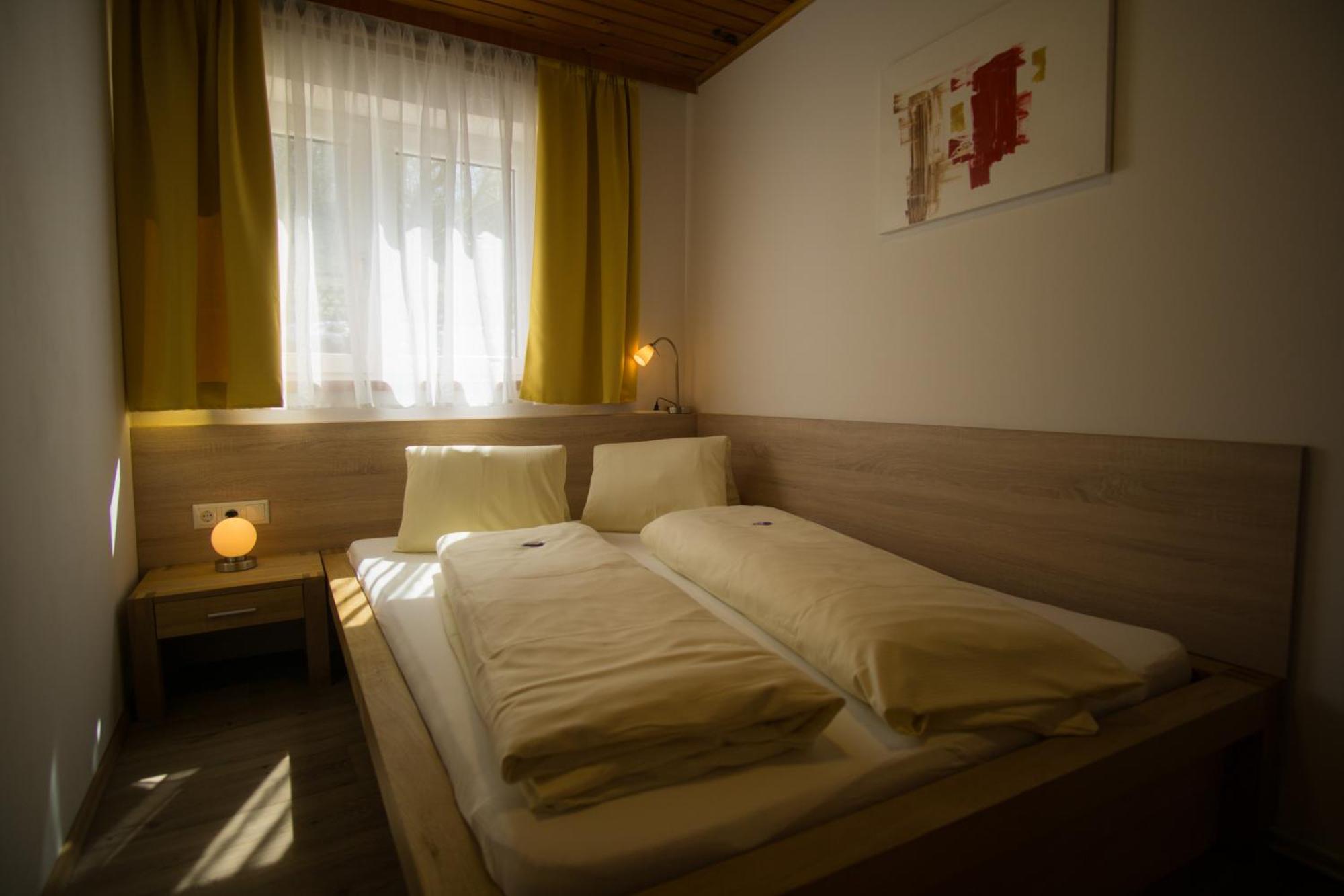 Ferienwohnungen Jodlbauerhof Weyregg Bagian luar foto