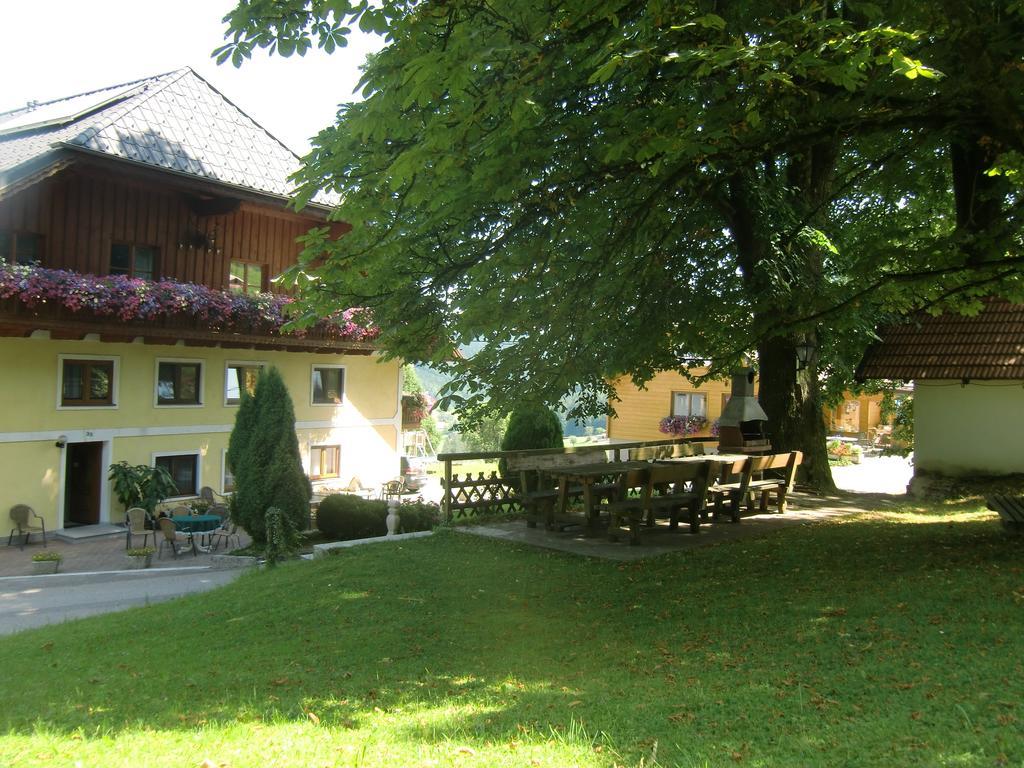 Ferienwohnungen Jodlbauerhof Weyregg Ruang foto